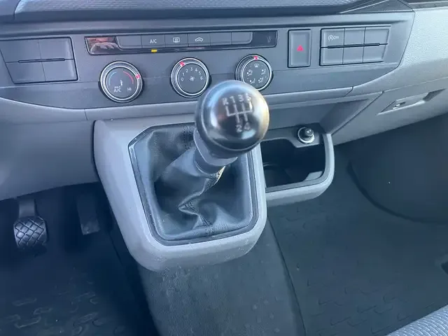 Volkswagen T6.1 Transporter