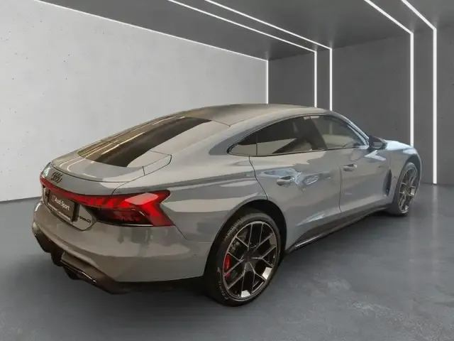 Audi RS e-tron GT