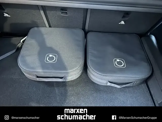 Mercedes-Benz EQB 300