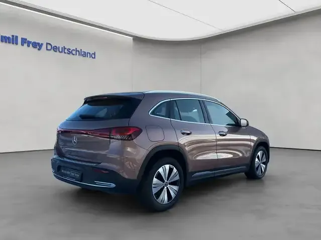 Mercedes-Benz EQA 250