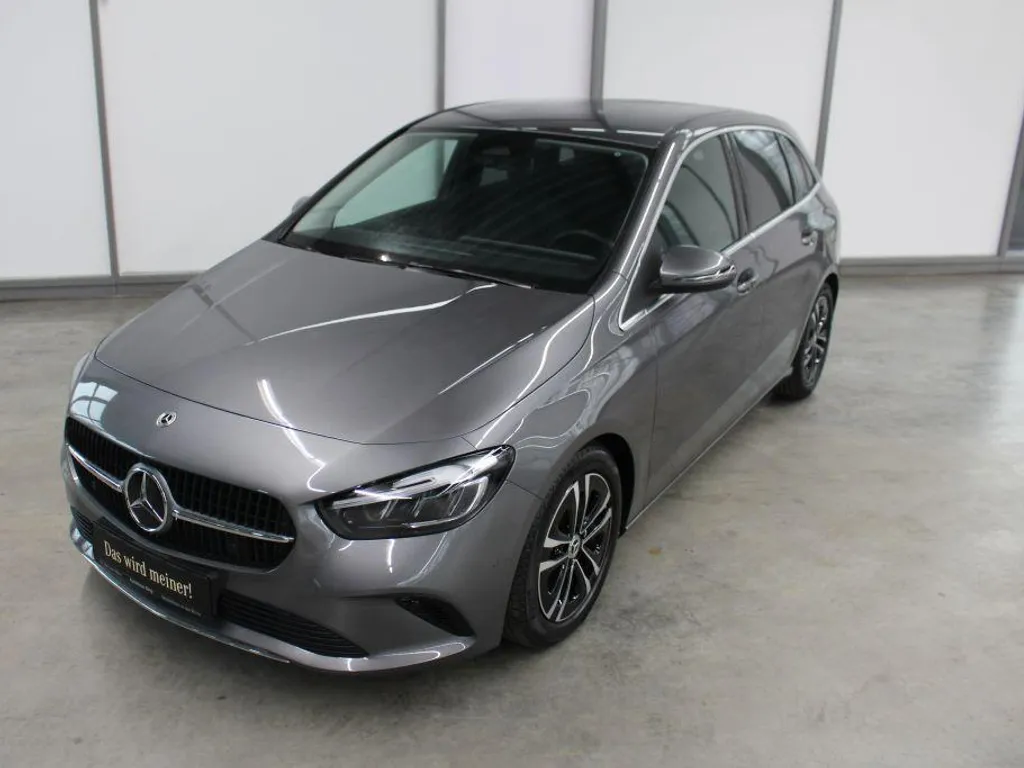 Mercedes-Benz B 220