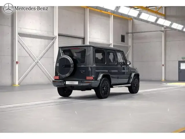 Mercedes-Benz G 400