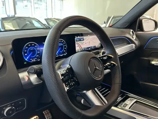 Mercedes-Benz EQB 300