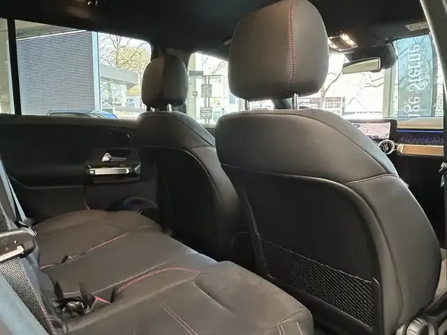 Mercedes-Benz EQB 300