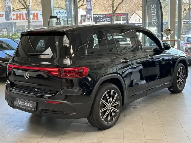 Mercedes-Benz EQB 300