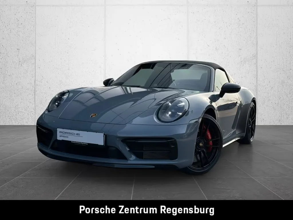 Porsche 992