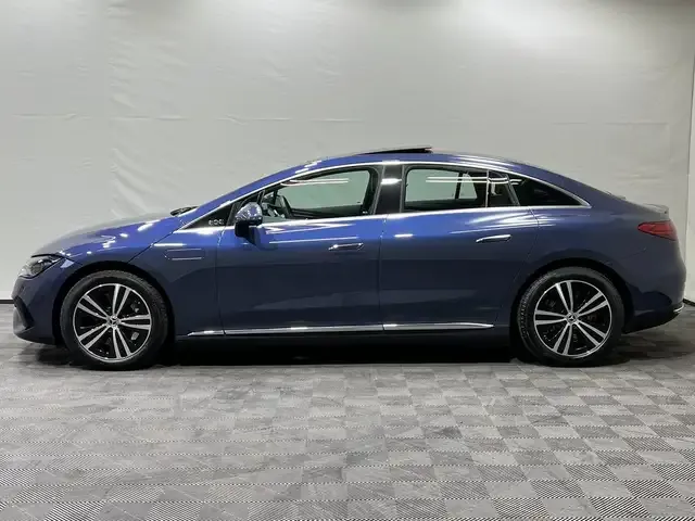 Mercedes-Benz EQE 300