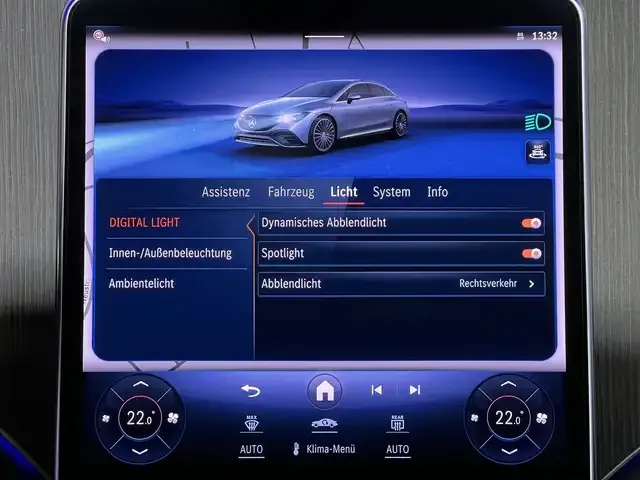 Mercedes-Benz EQE 300