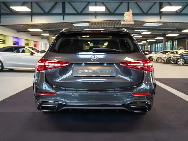 Mercedes-Benz C 300