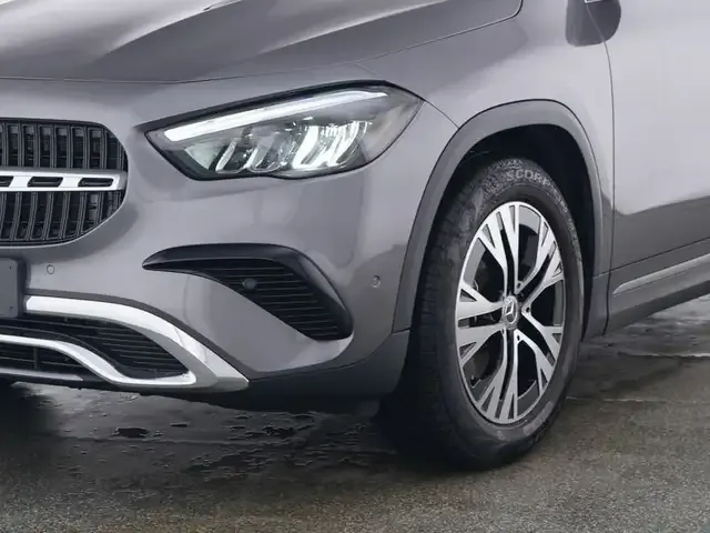 Mercedes-Benz GLA 180