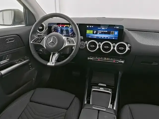 Mercedes-Benz GLA 180