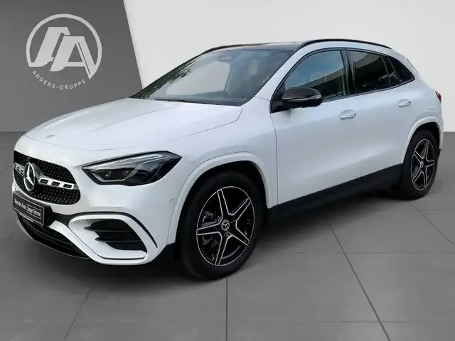 Mercedes-Benz GLA 200