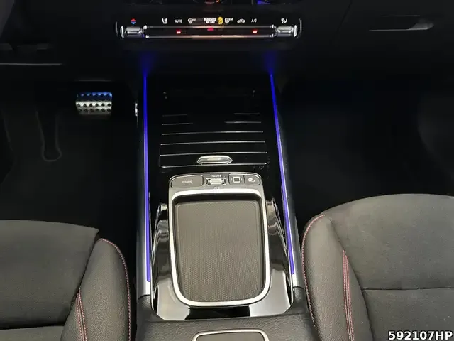 Mercedes-Benz GLA 220