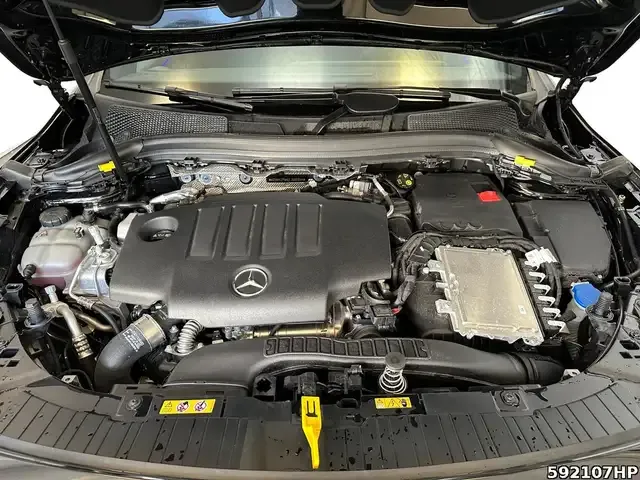 Mercedes-Benz GLA 220