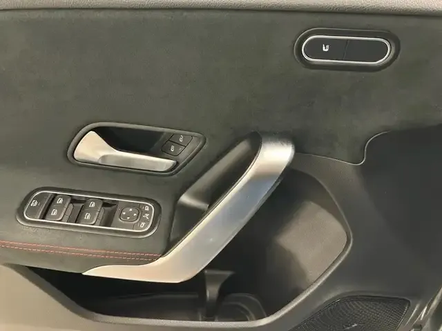 Mercedes-Benz A 35 AMG