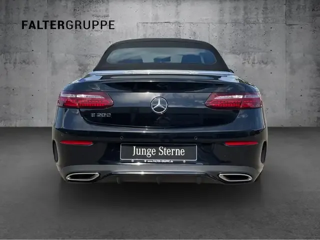 Mercedes-Benz E 200