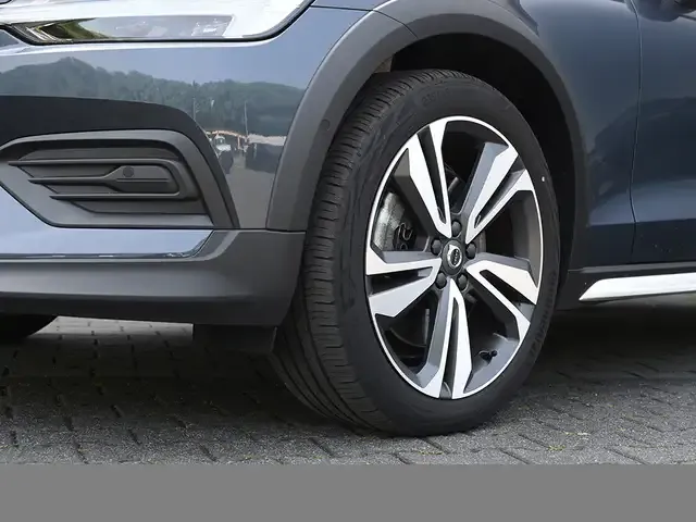 Volvo V60 Cross Country