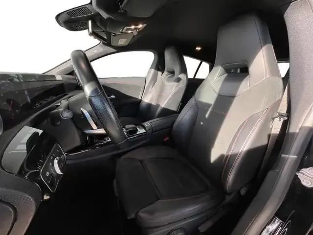 Mercedes-Benz CLA 220