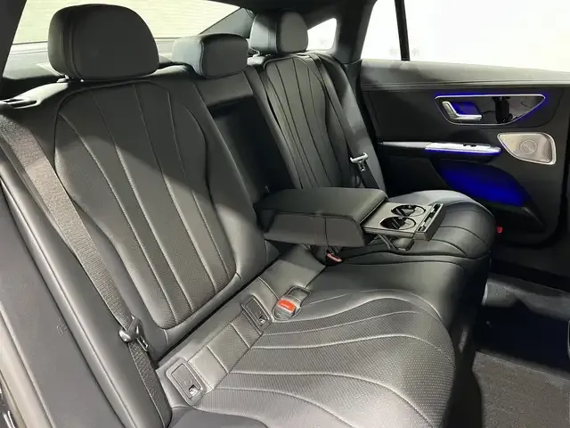 Mercedes-Benz EQE 300