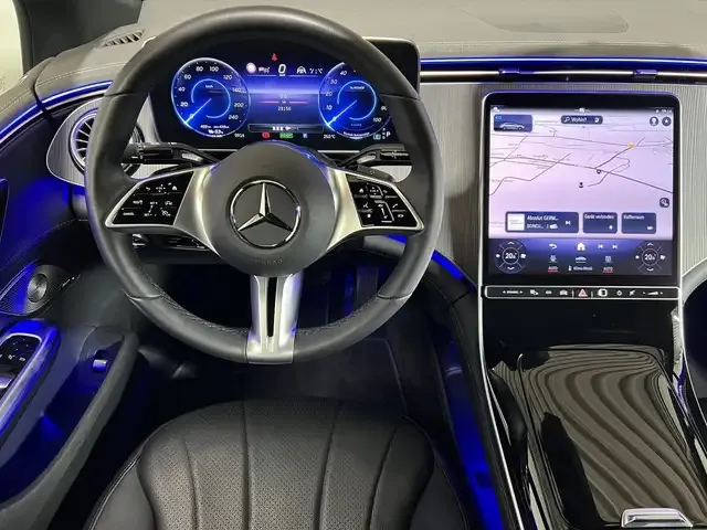 Mercedes-Benz EQE 300