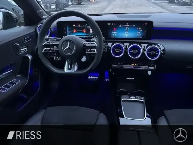 Mercedes-Benz CLA 45 AMG