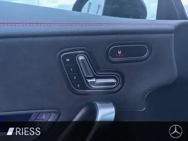 Mercedes-Benz CLA 45 AMG