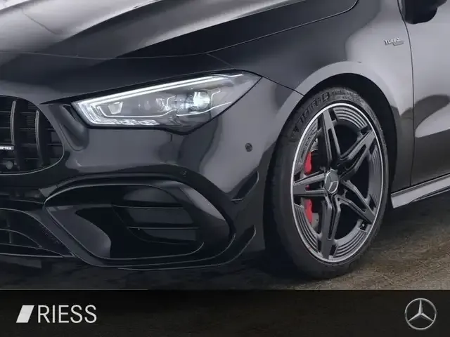 Mercedes-Benz CLA 45 AMG