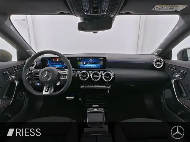 Mercedes-Benz CLA 45 AMG