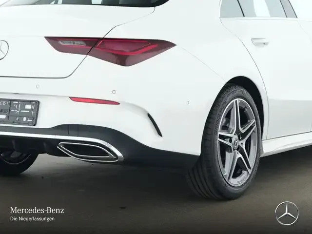 Mercedes-Benz CLA 180