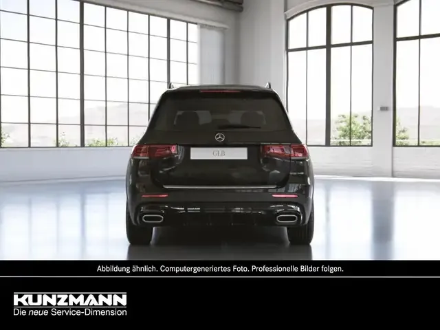 Mercedes-Benz GLB 220