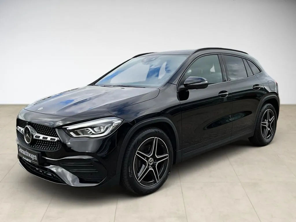 Mercedes-Benz GLA 220