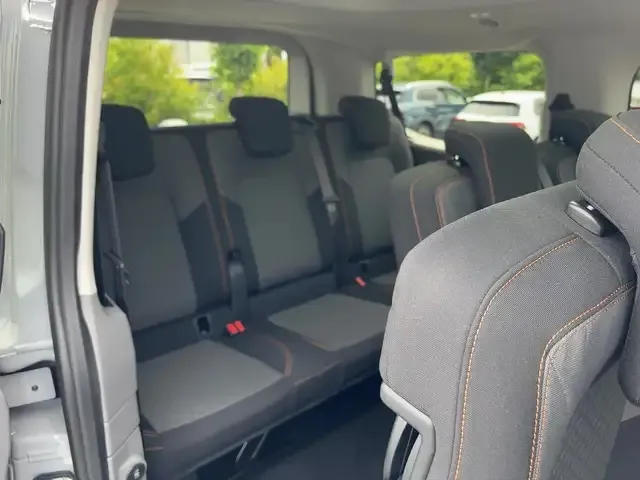 Volkswagen T7 Caravelle