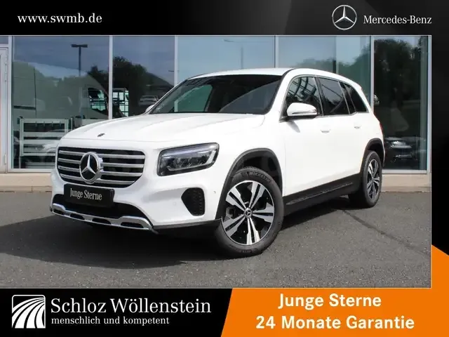 Mercedes-Benz GLB 220