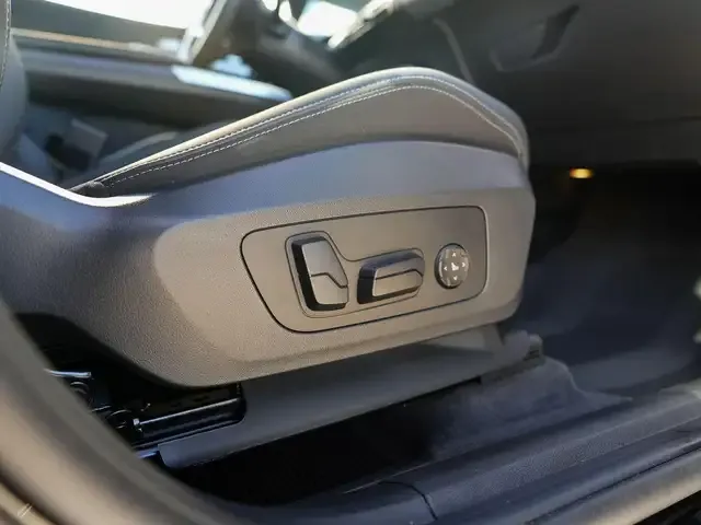 BMW 223