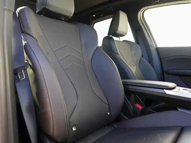 BMW 223