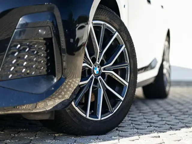 BMW 223