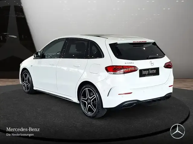 Mercedes-Benz B 250