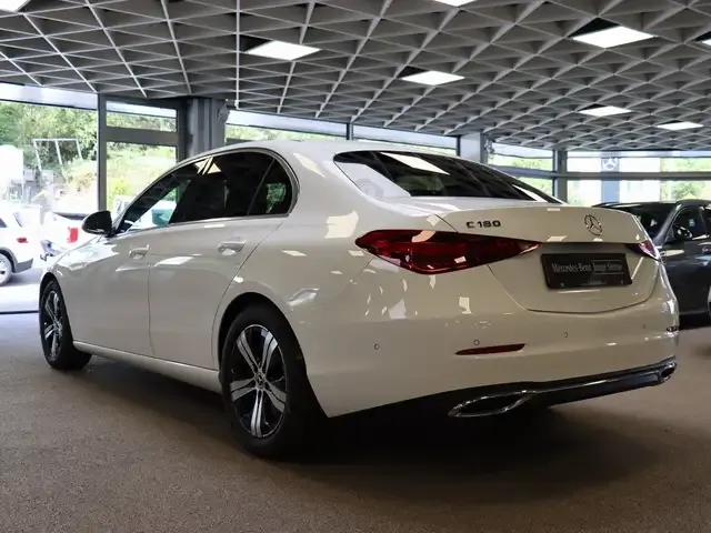 Mercedes-Benz C 180