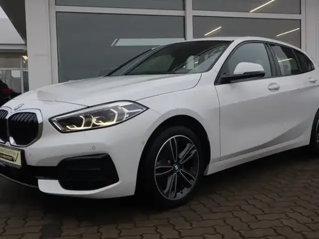 BMW 118