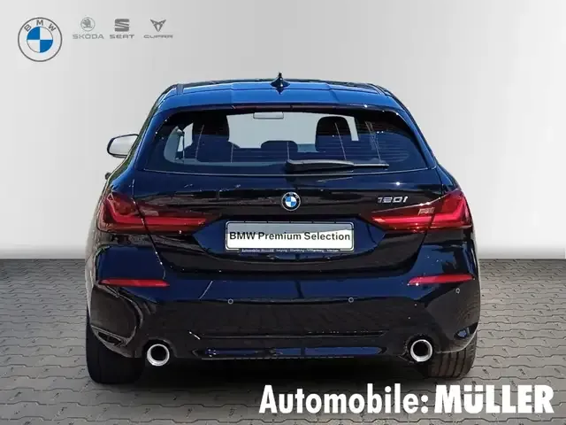 BMW 120