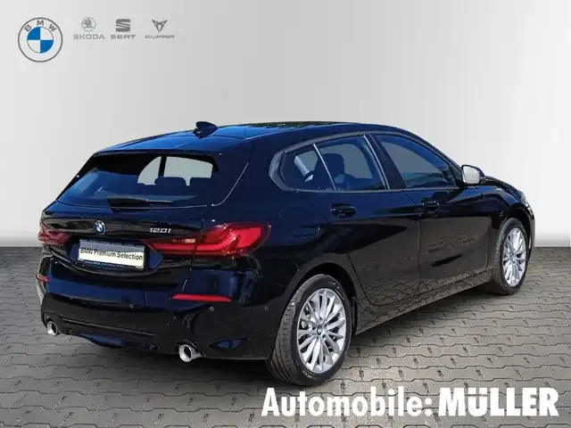 BMW 120
