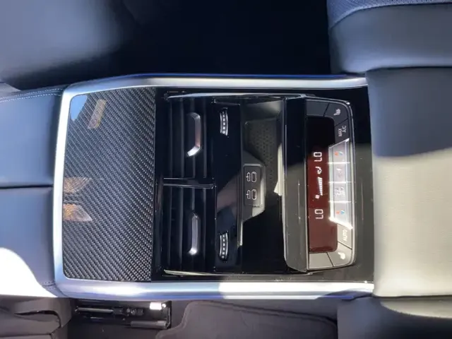 BMW M850
