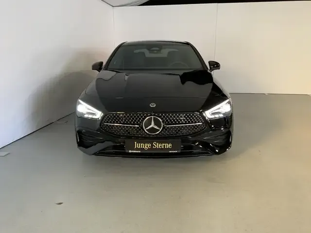 Mercedes-Benz CLA 180