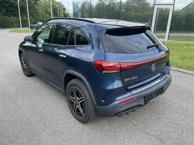 Mercedes-Benz EQA