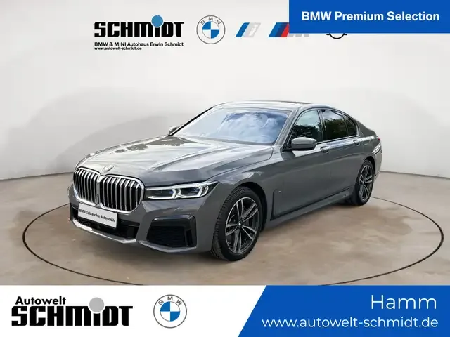 BMW 740