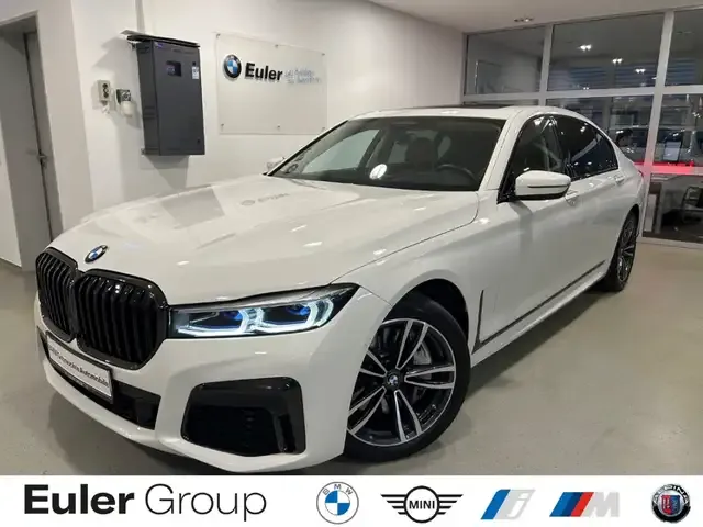 BMW 740