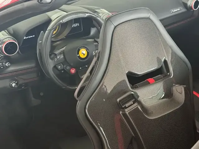 Ferrari F8 Spider