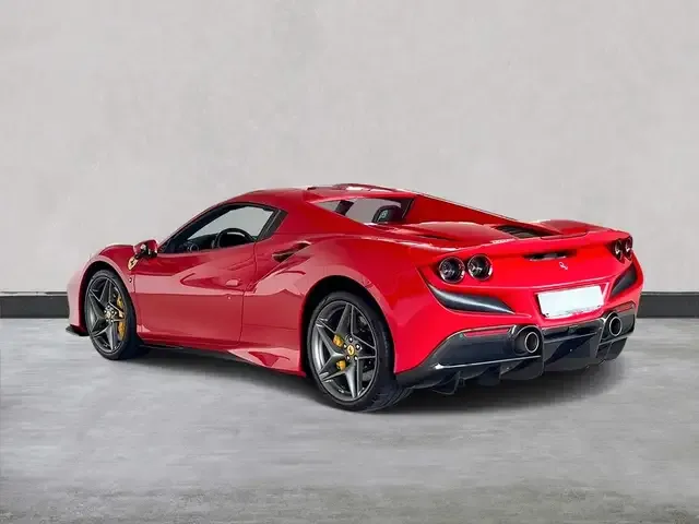 Ferrari F8 Spider