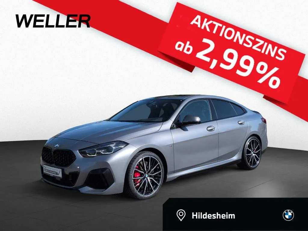 BMW 235