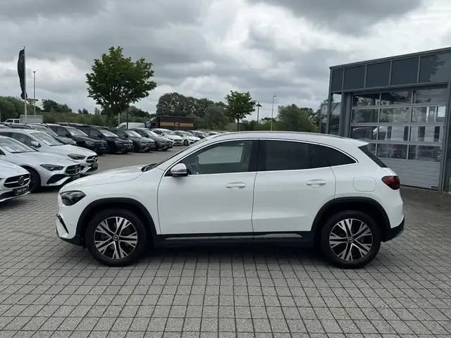 Mercedes-Benz GLA 250